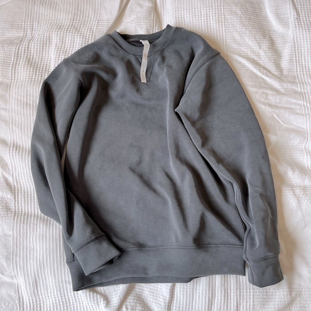 Lululemon x Barry's boot camp pullover size 4 SUPER SOFT